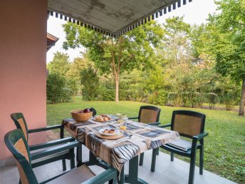 Sommerurlaub in Lignano mit Strandservice und Halbpension   | 7 Nächte      