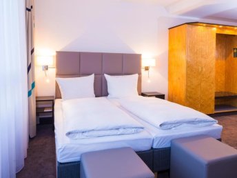 4 Tage Dresden erleben! Direkt  an der Brühlschen Terrasse am Elbufer