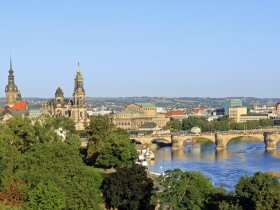  2 Tage Dresden erleben! Direkt  an der Brühlschen Terrasse am Elbufer