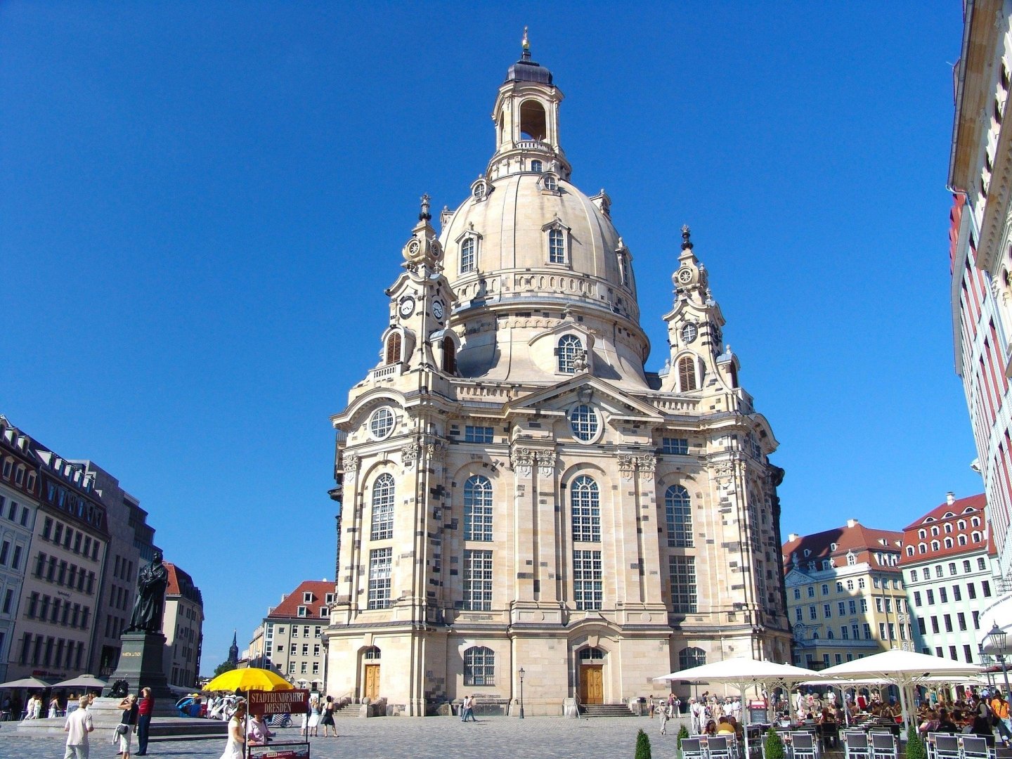 3 Tage Dresden erleben! Direkt  an der Brühlschen Terrasse am Elbufer