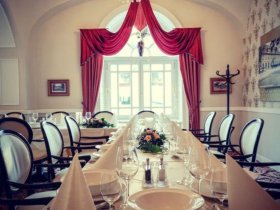 Kurzurlaub in Tata – Erholung pur mit Kristall Wellness inkl. Halbpension | 2 Nächte