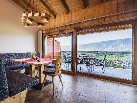Familienzeit mit Panorama-Wow-Effekt in Kaprun inkl. Tauern Spa Therme | 5 Nächte