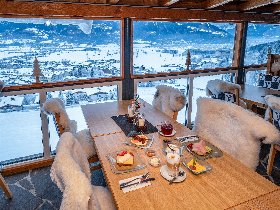 Auszeit zu Zweit mit Panorama-Wow-Effekt in Kaprun inkl. Tauern Spa Therme Eintritt | 2 Nächte