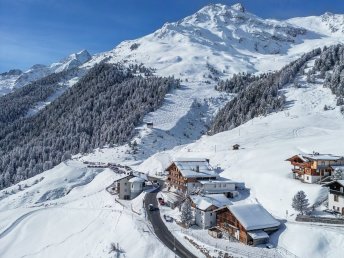 Winterzeit inkl. Halbpension und geführten Wanderungen im Tiroler Praxmar | 6 Nächte 