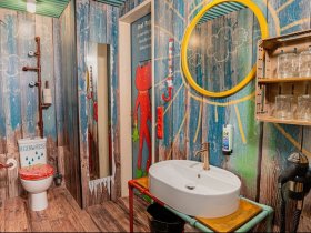 2 Tage Karls Erlebnis-Dorf & „Karls-Bande-Hotel“ in Mittelsachsen